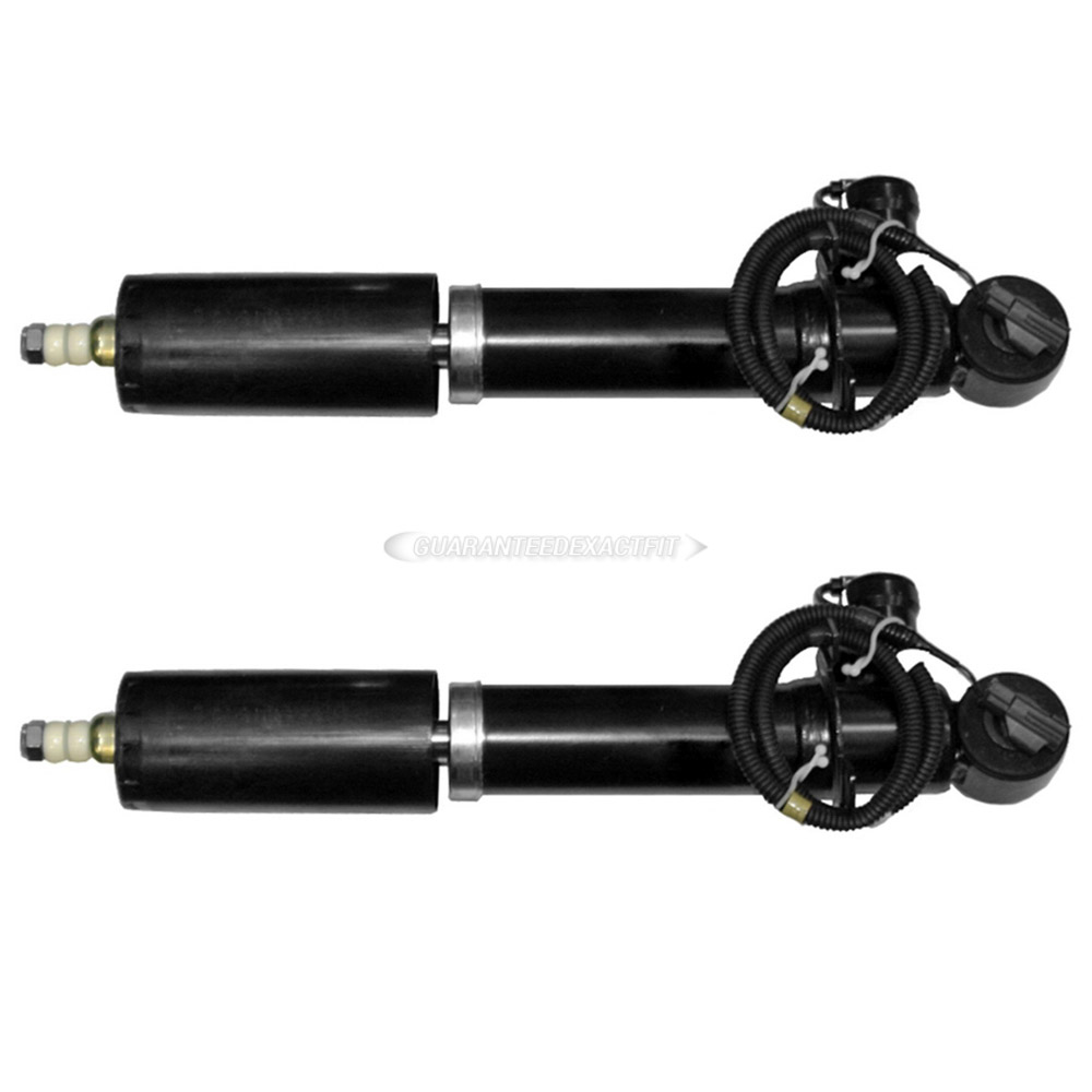 2004 Volvo V70 Shock and Strut Set