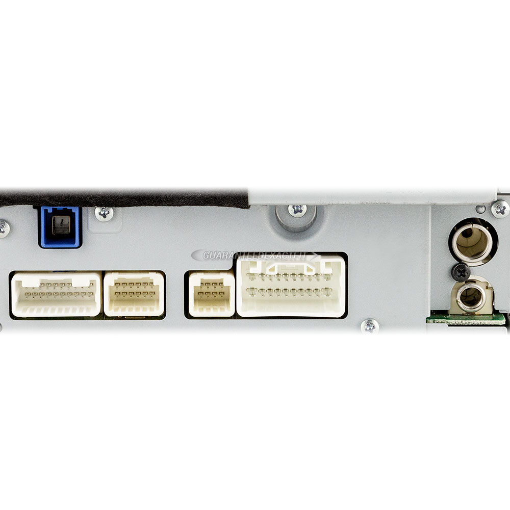 2011 Toyota Camry Radio or CD Player