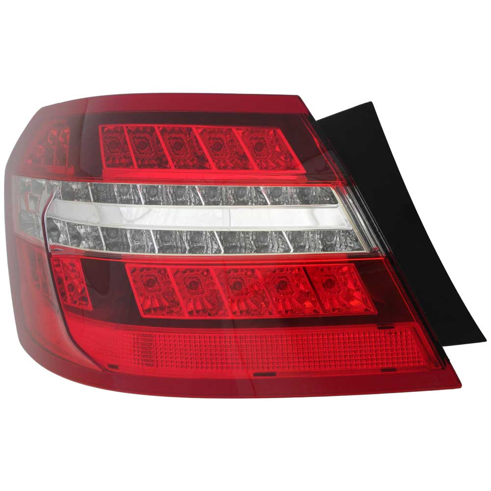 2012 Mercedes Benz E350 Tail Light Assembly Pair