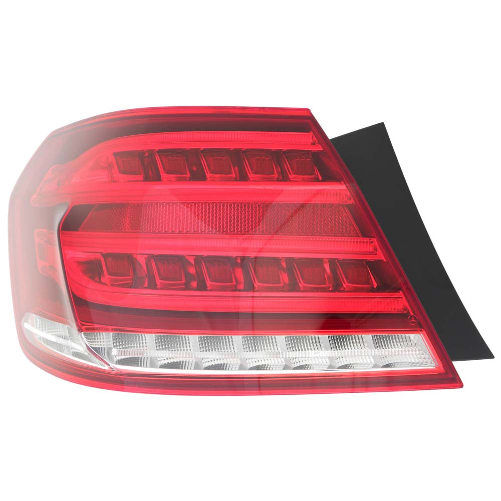 2014 Mercedes Benz E550 Tail Light Assembly Pair