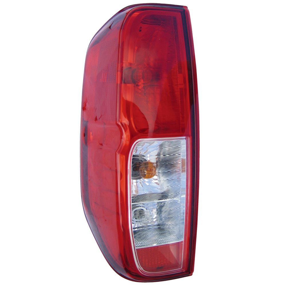 2012 Nissan Frontier Tail Light Assembly Pair