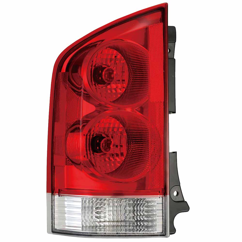 2012 Nissan Armada Tail Light Assembly Pair
