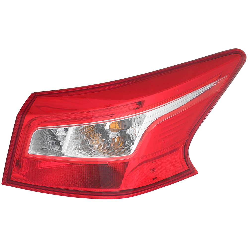 2019 Nissan Sentra Tail Light Assembly Pair