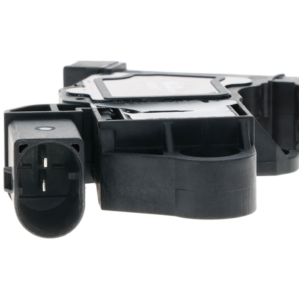 Hitachi Automotive ALR0417-HU Voltage Regulator