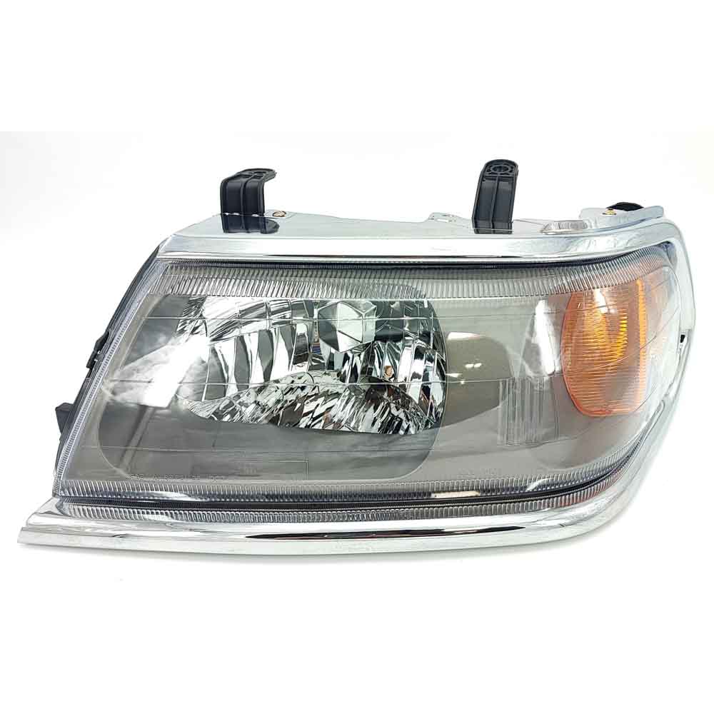 2000 Mitsubishi Montero Sport Headlight Assembly