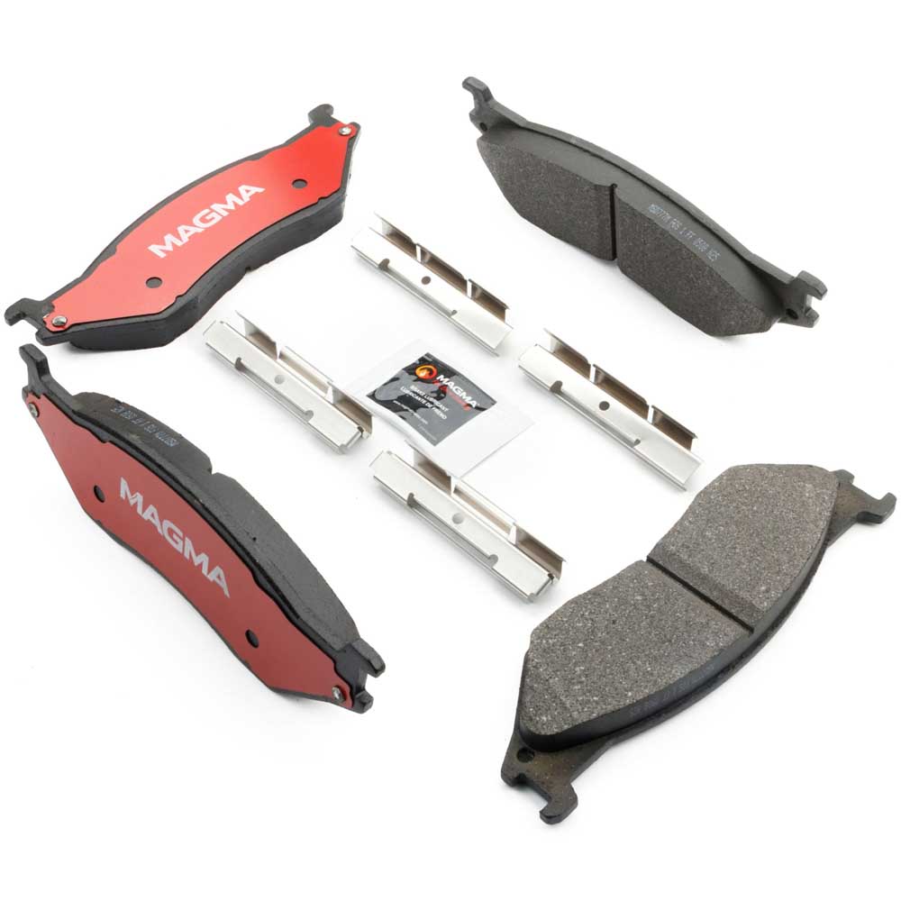 2000 Ford F53 Brake Pad Set
