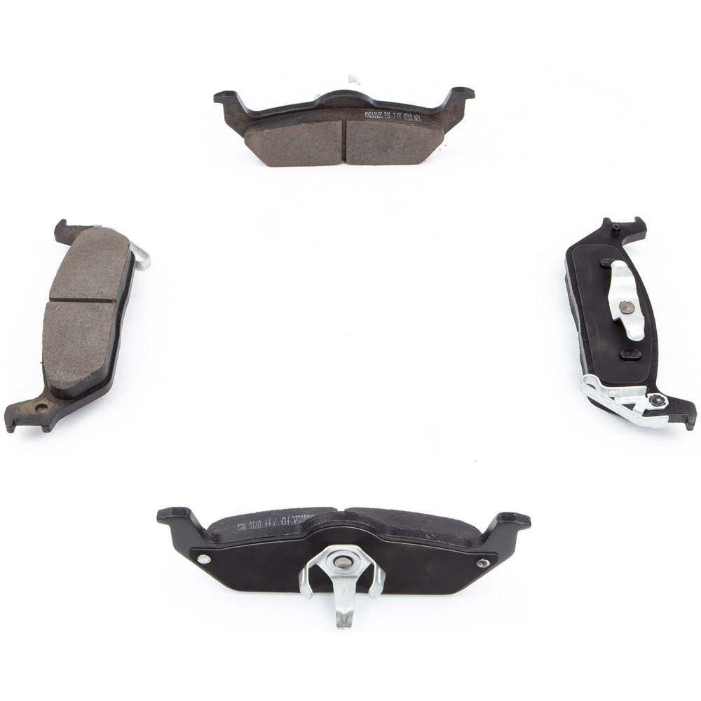 2007 Lincoln Mark LT Brake Pad Set