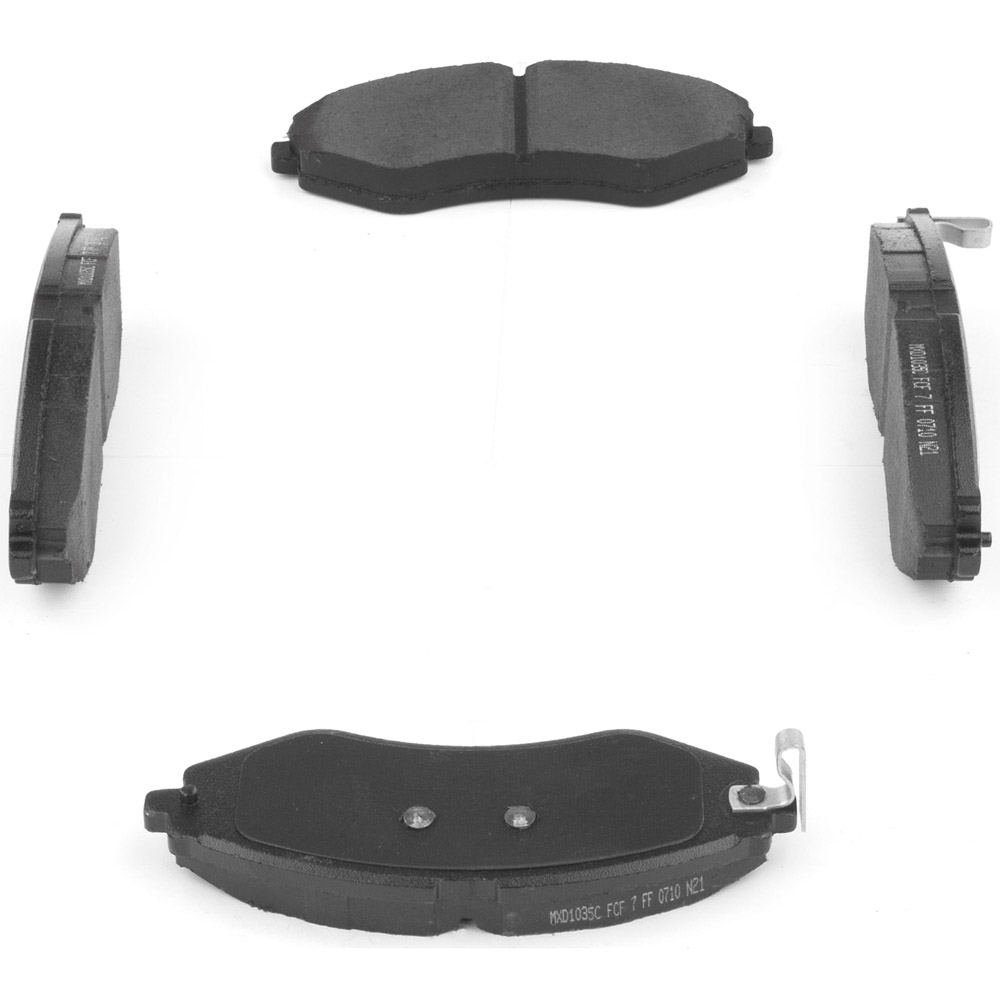 2005 Suzuki Forenza Brake Pad Set