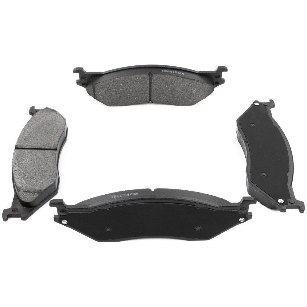 2009 Ford LCF Brake Pad Set