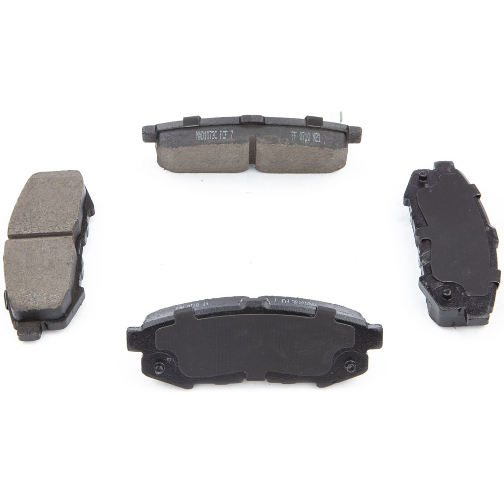 2004 Mazda MPV Brake Pad Set
