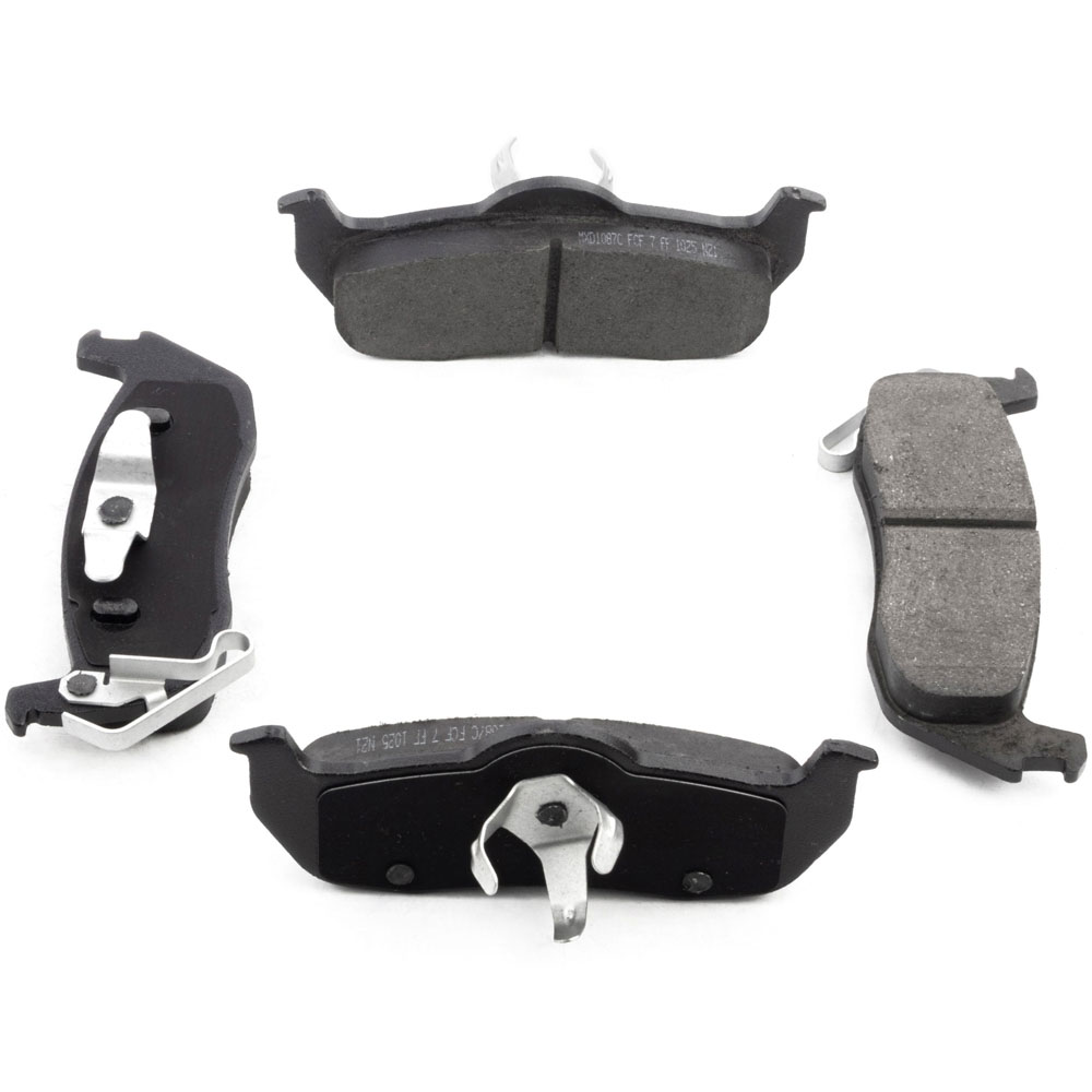 2007 Jeep Commander Brake Pad Set