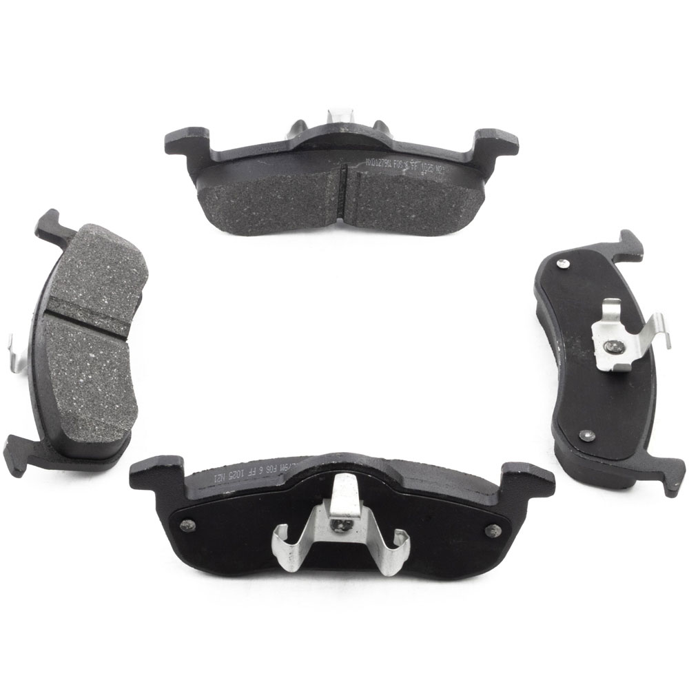2013 Ford Expedition Brake Pad Set