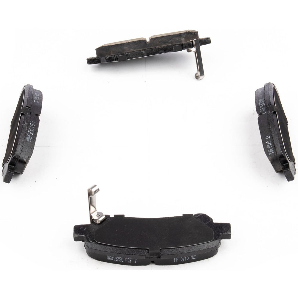 2012 Toyota Highlander Brake Pad Set