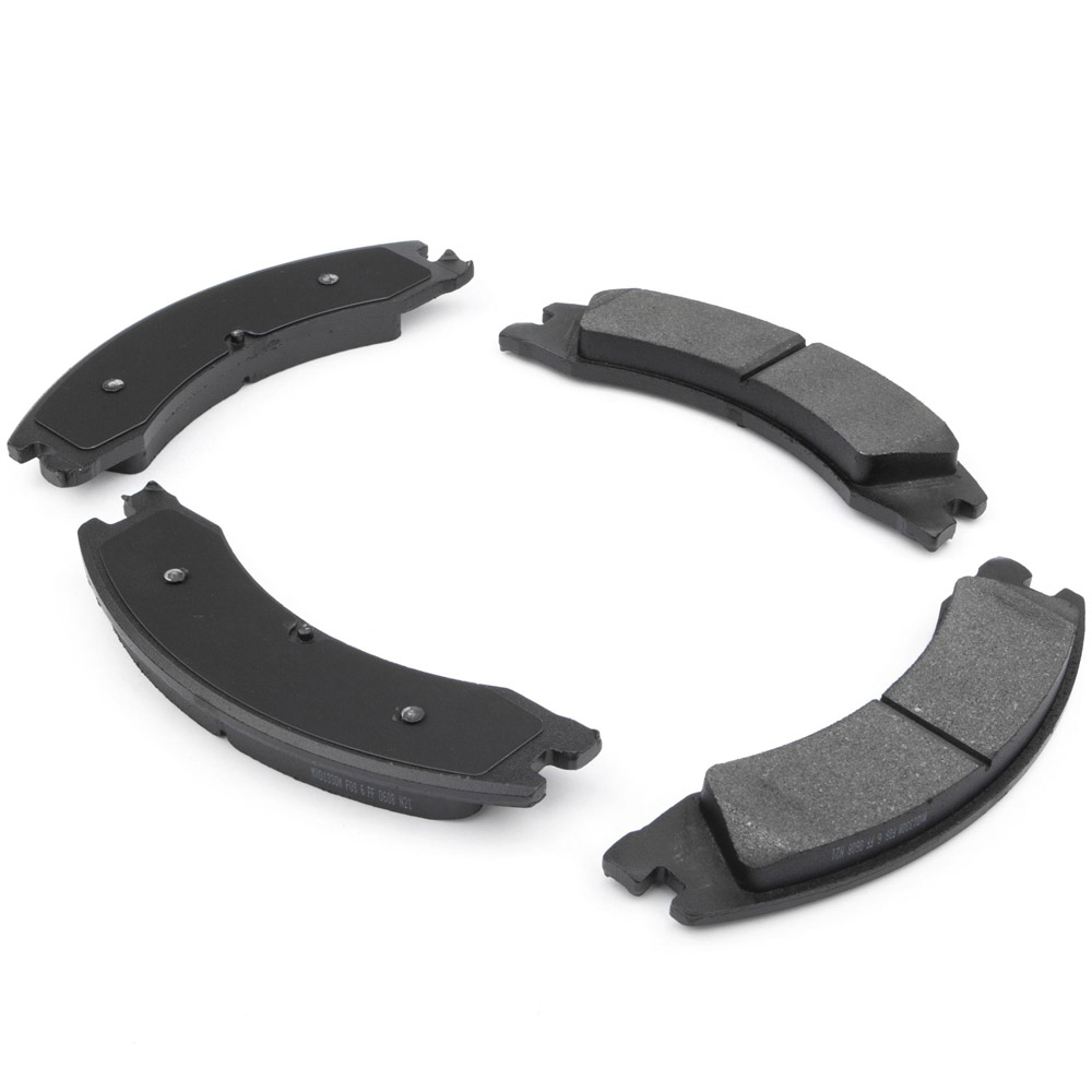 2017 Ford E-450 Super Duty Brake Pad Set