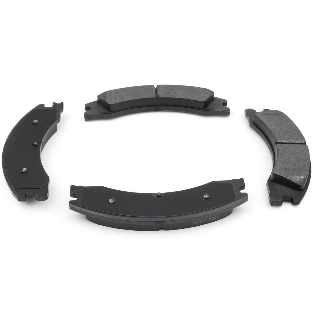 2017 Ford E-450 Super Duty Brake Pad Set