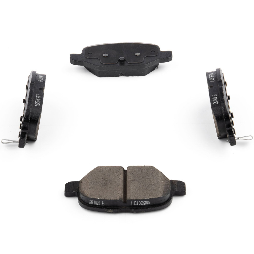 2016 Fiat 500 Brake Pad Set