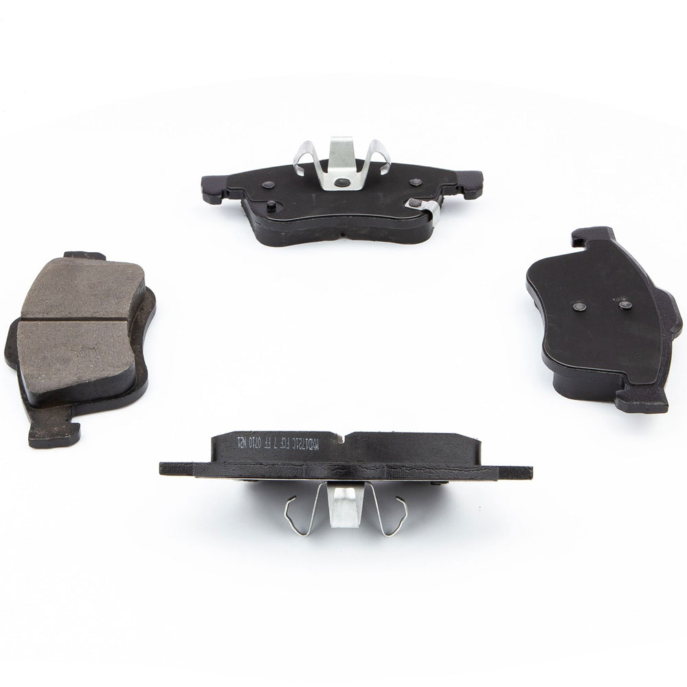 2017 Fiat 500L Brake Pad Set