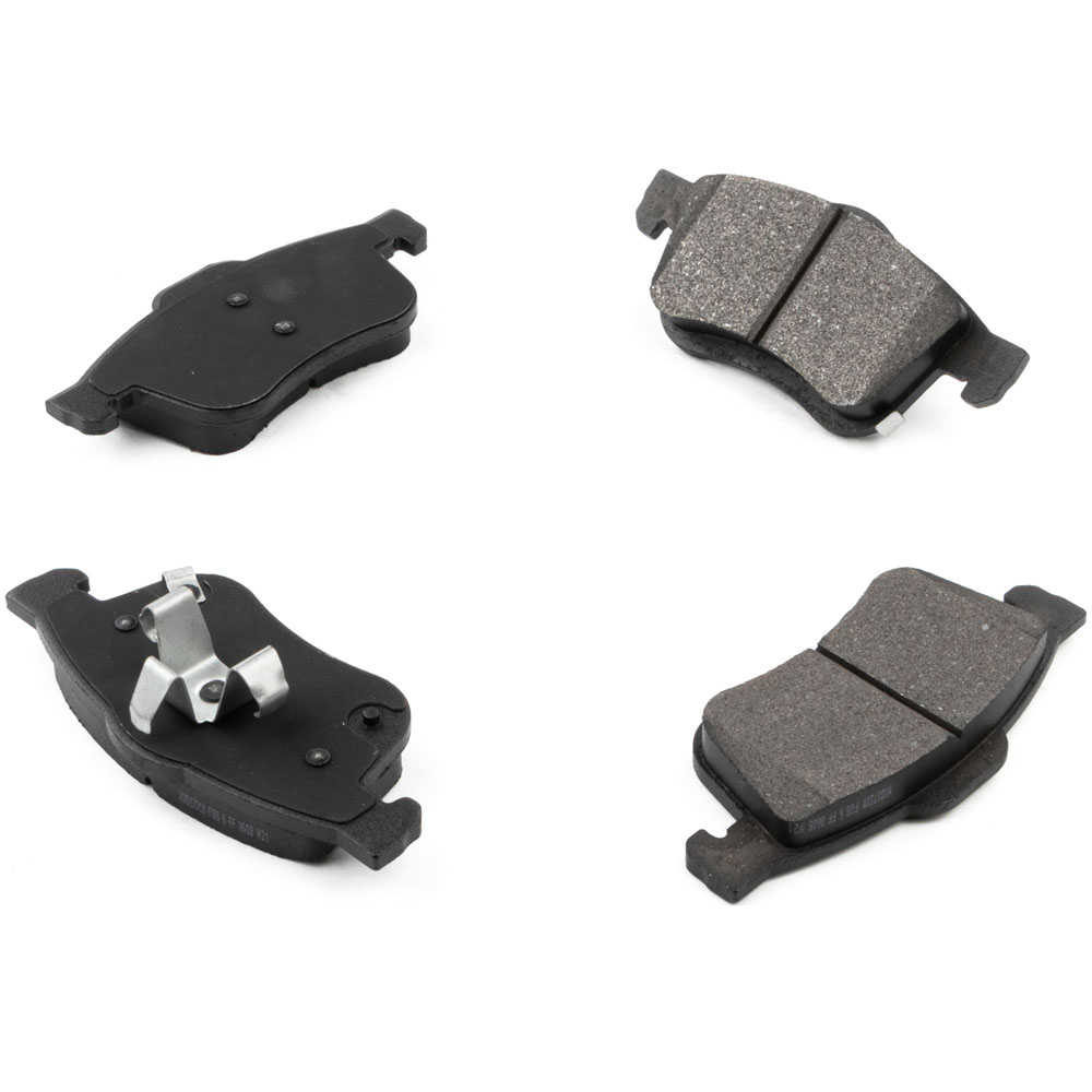2016 Fiat 500L Brake Pad Set
