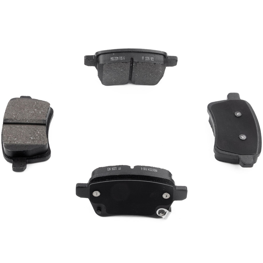 2016 Fiat 500L Brake Pad Set