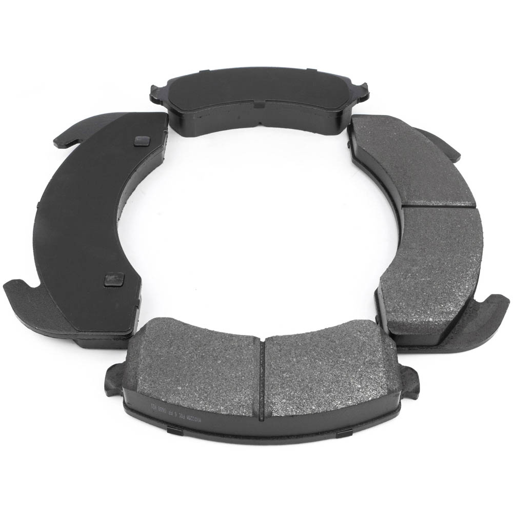 2000 Chevrolet B7 Brake Pad Set