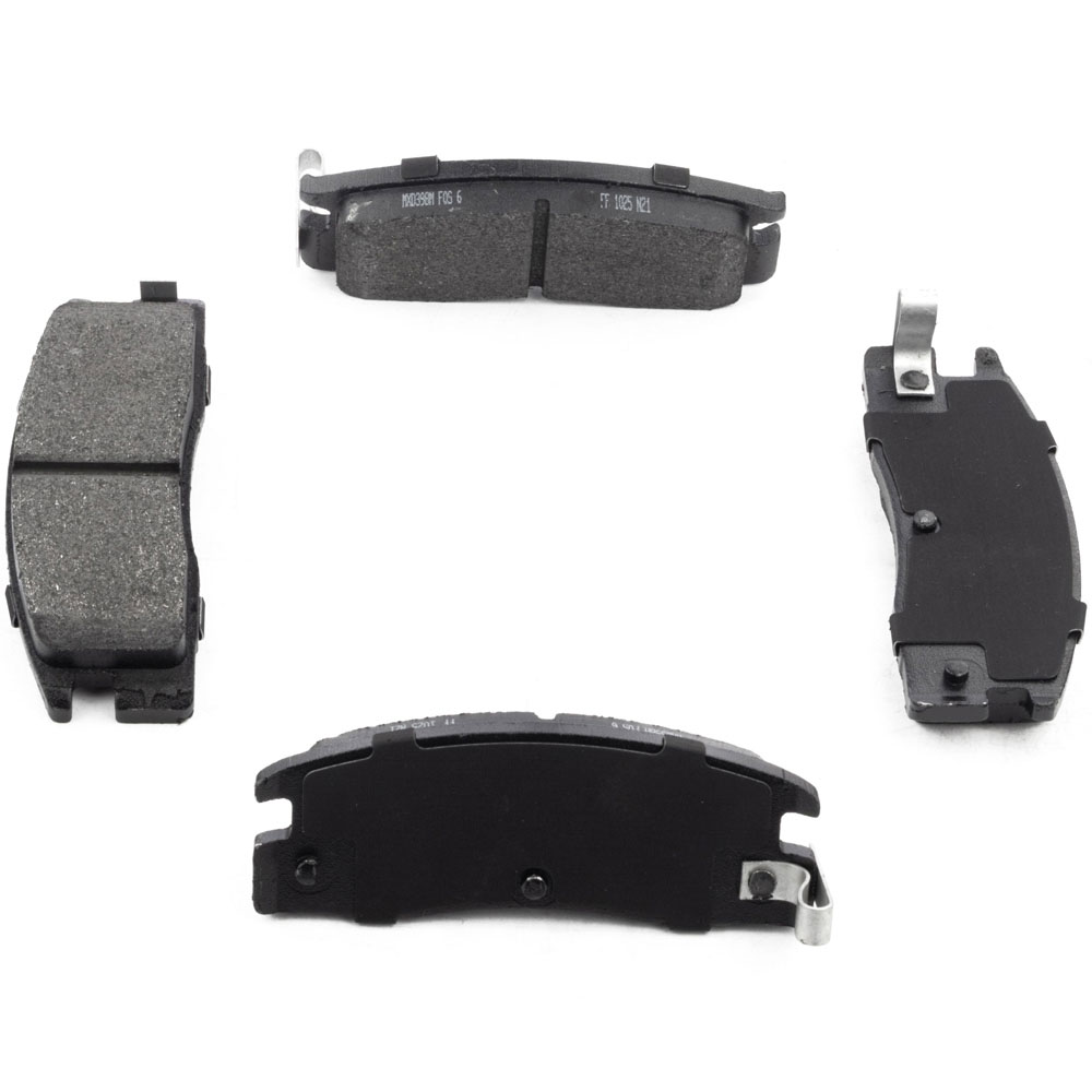 1990 Isuzu Trooper Brake Pad Set