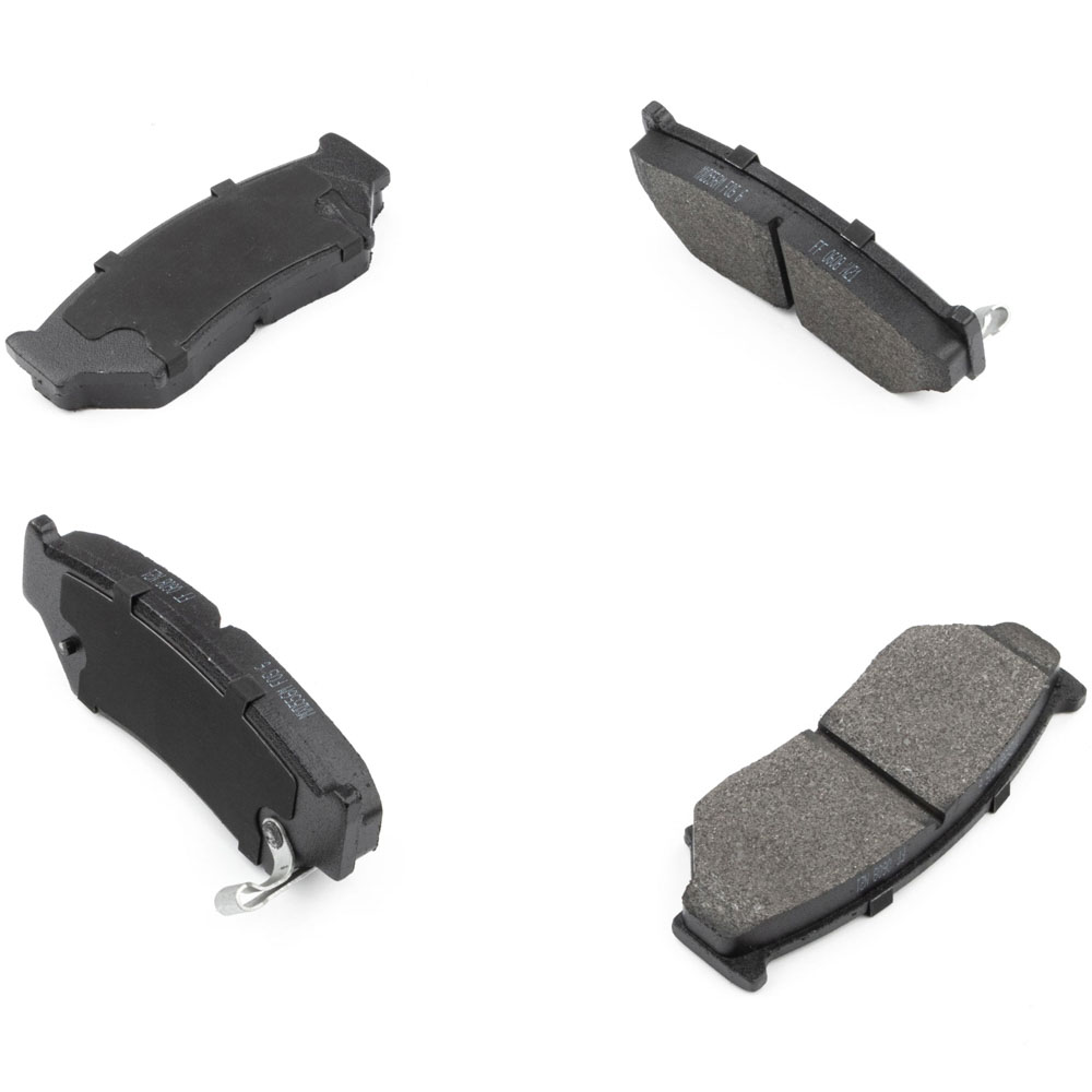 2000 Chevrolet Tracker Brake Pad Set