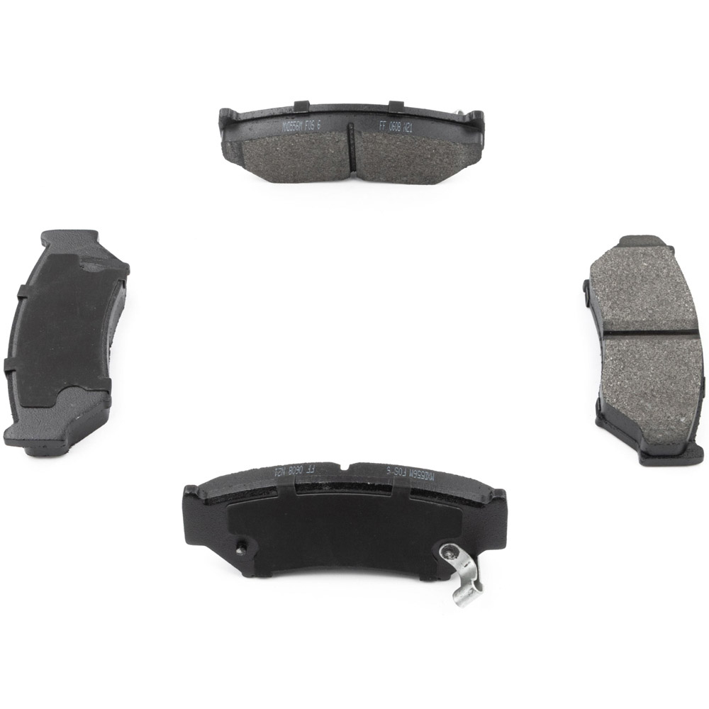 2000 Chevrolet Tracker Brake Pad Set