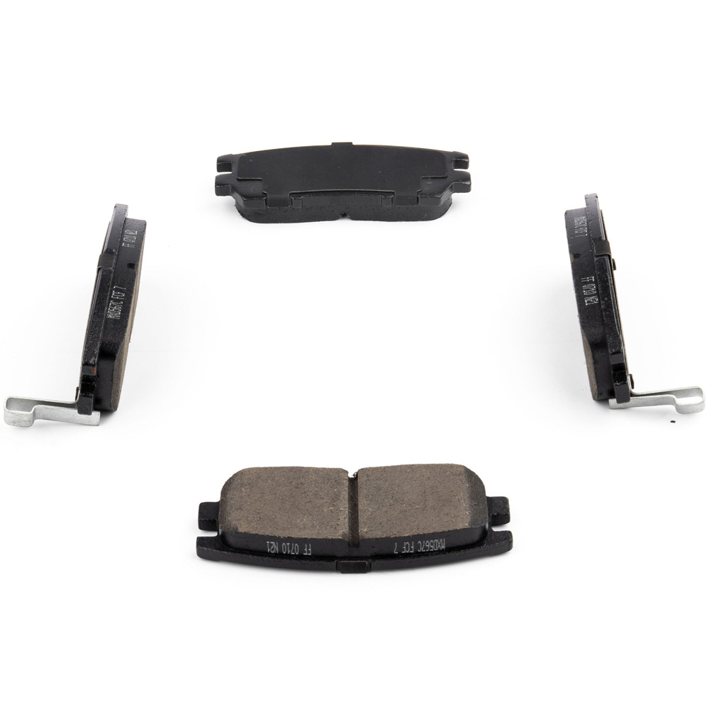 2000 Mitsubishi Montero Brake Pad Set