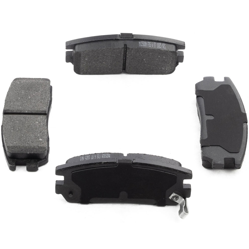 2000 Isuzu Trooper Brake Pad Set
