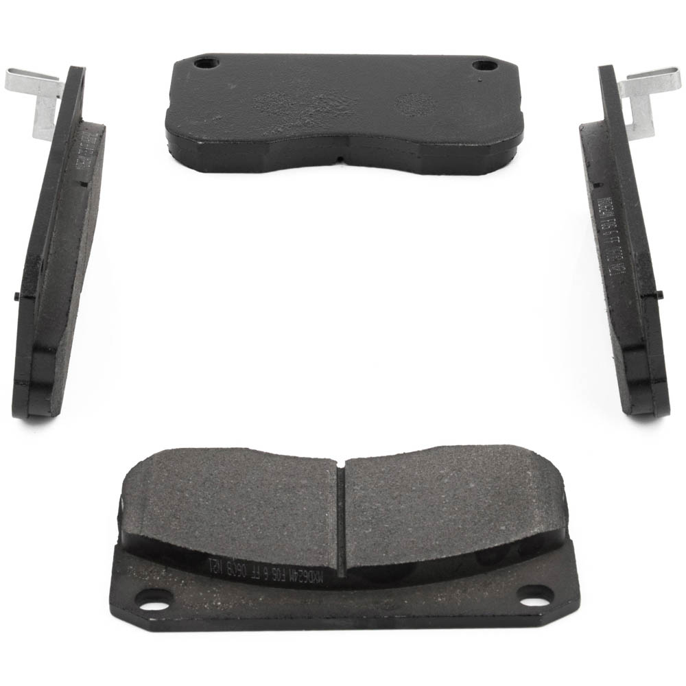 1987 Mitsubishi-Fuso FE Brake Pad Set