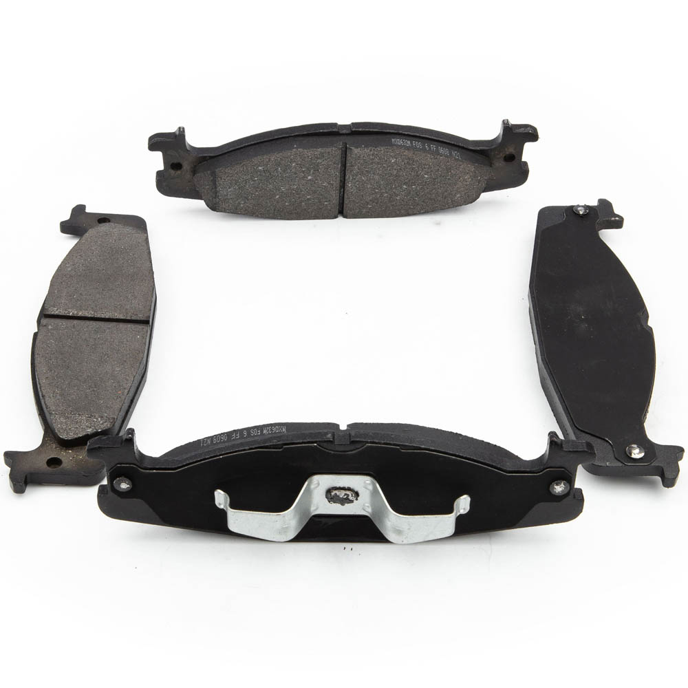 2000 Ford E Series Van Brake Pad Set
