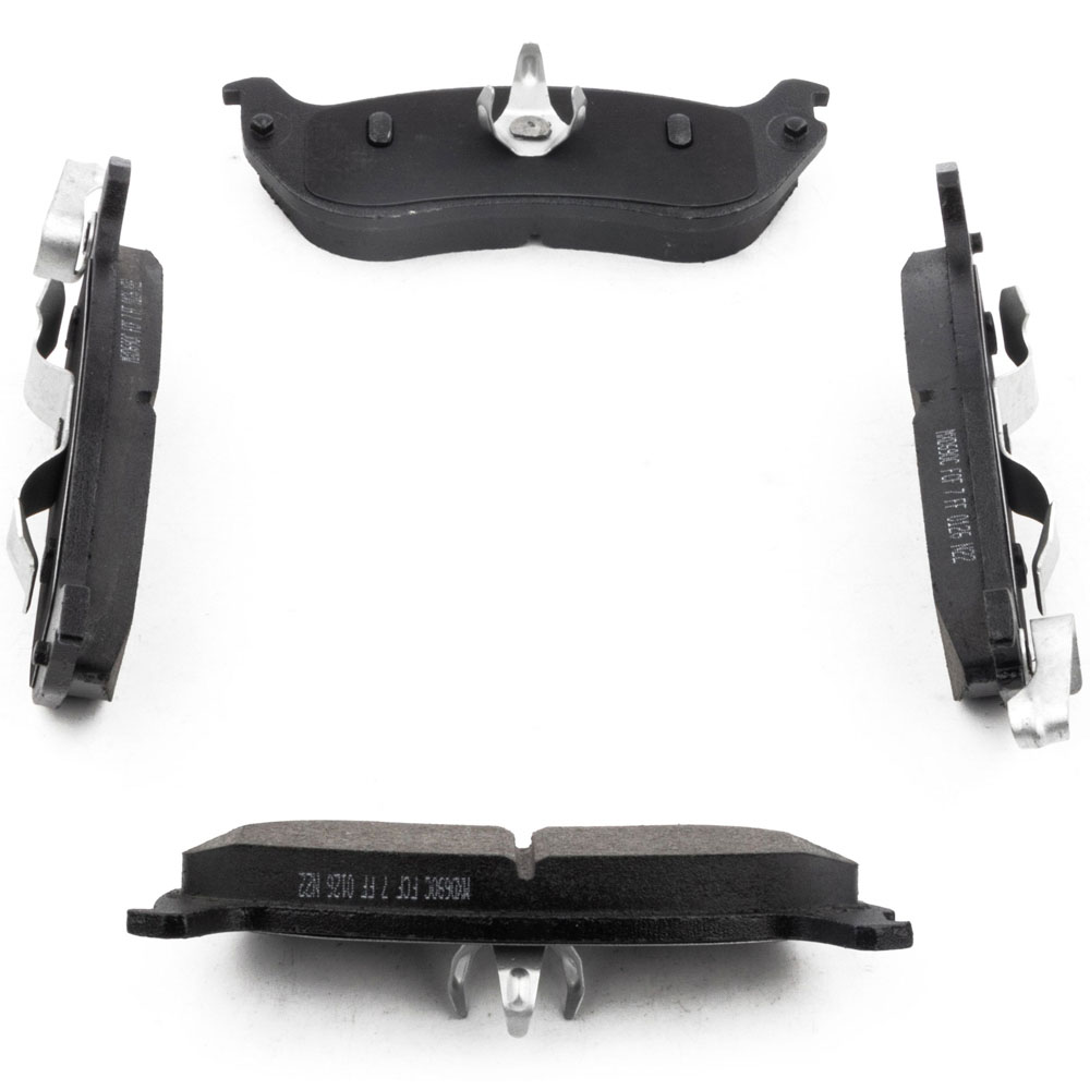 2000 Ford Crown Victoria Brake Pad Set