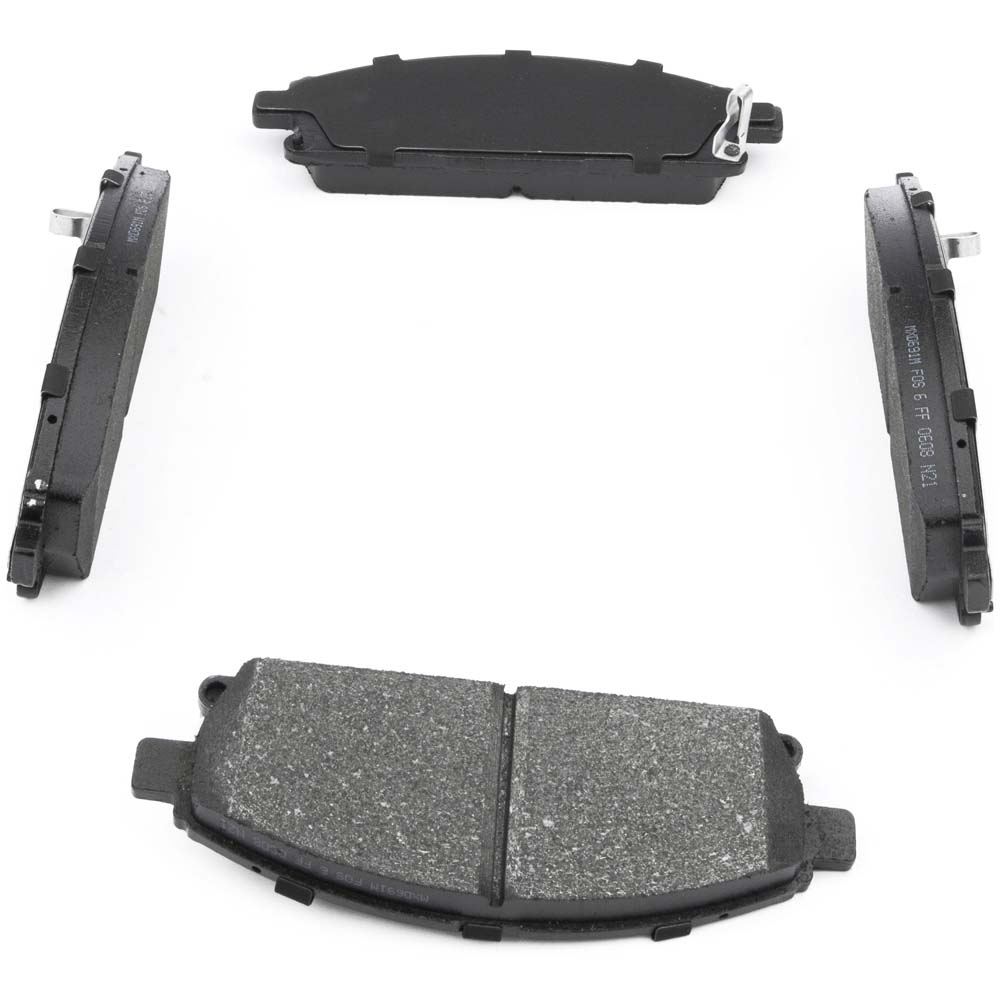 2000 Nissan Pathfinder Brake Pad Set