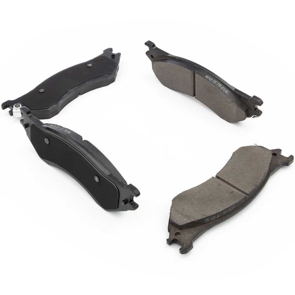 2000 Ford Expedition Brake Pad Set
