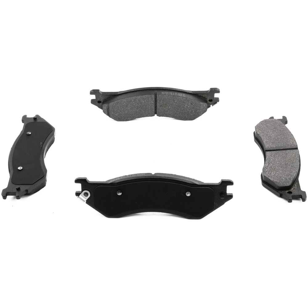 2000 Ford Expedition Brake Pad Set