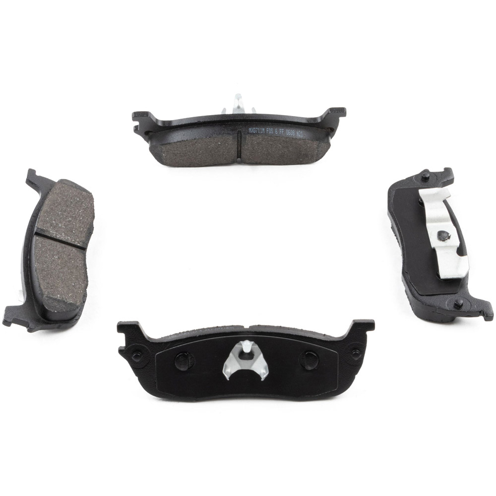 1998 Ford Expedition Brake Pad Set