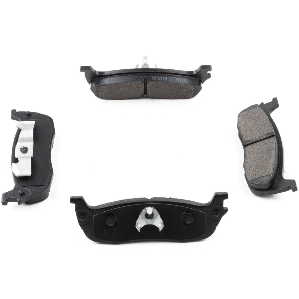 1998 Ford Expedition Brake Pad Set