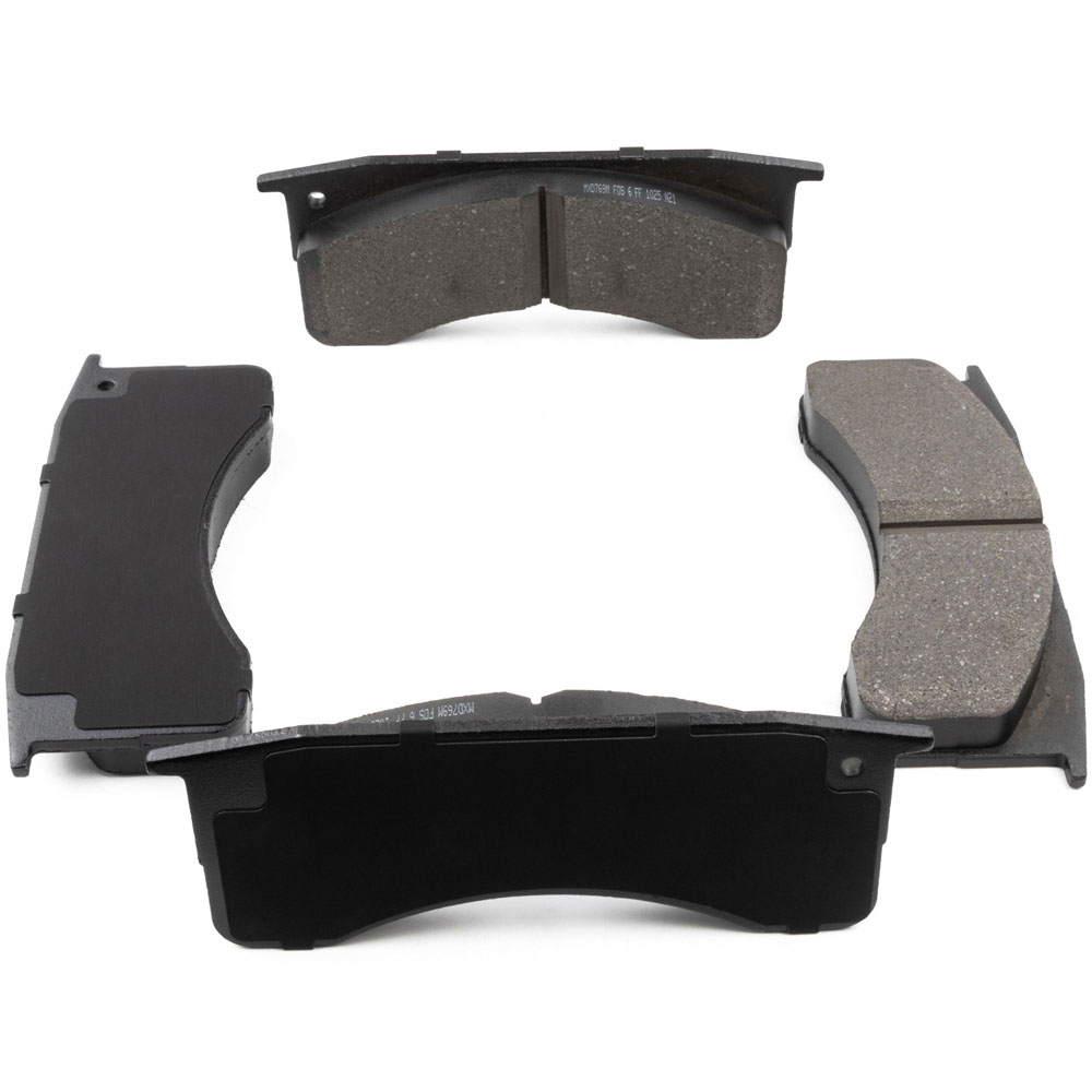 2000 Ford F-650 Brake Pad Set
