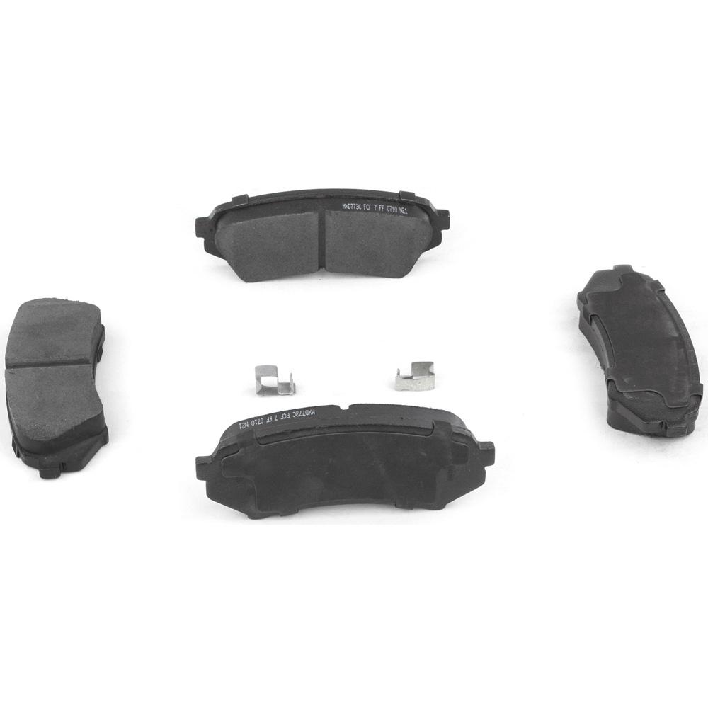 2000 Lexus LX470 Brake Pad Set
