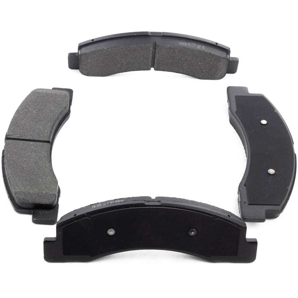 2000 Ford Excursion Brake Pad Set
