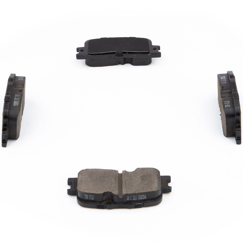 2003 Toyota Highlander Brake Pad Set