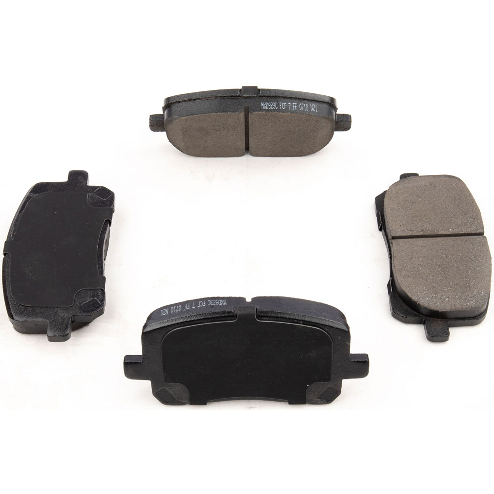 2003 Toyota Corolla Brake Pad Set