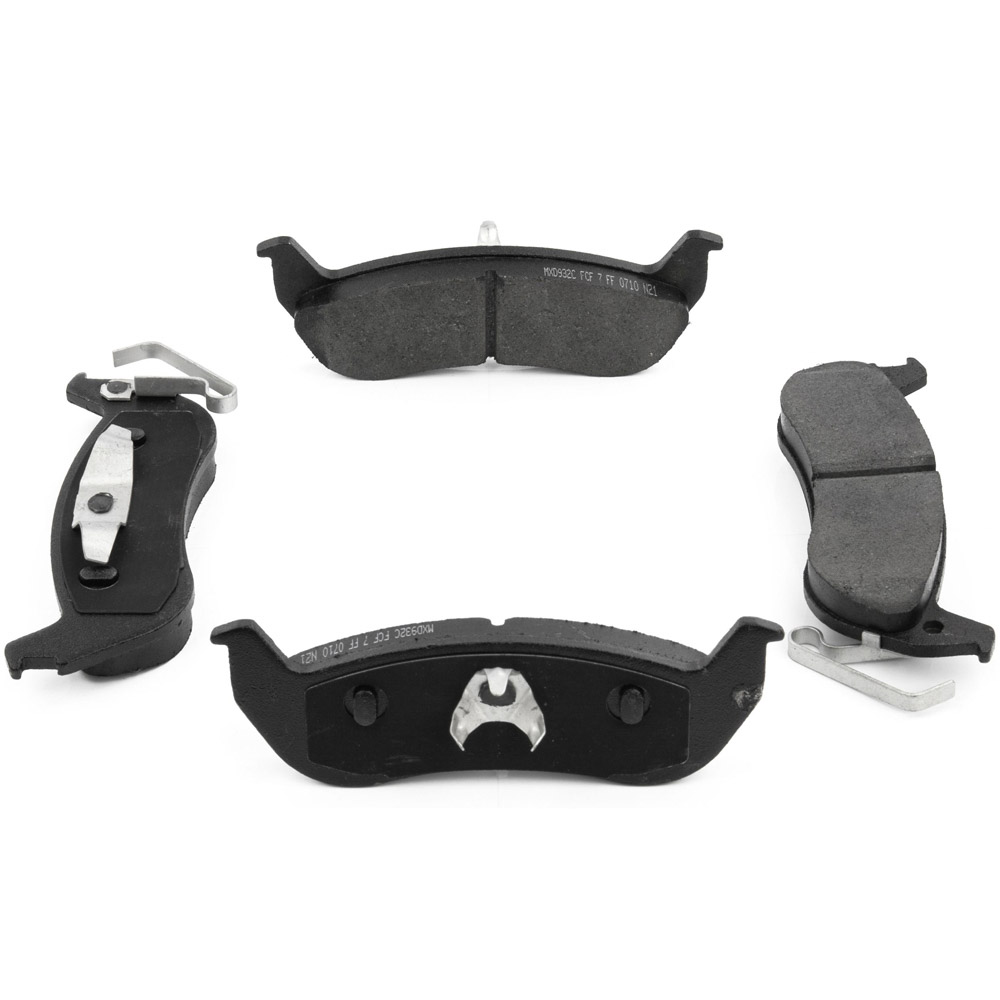 2004 Mercury Marauder Brake Pad Set