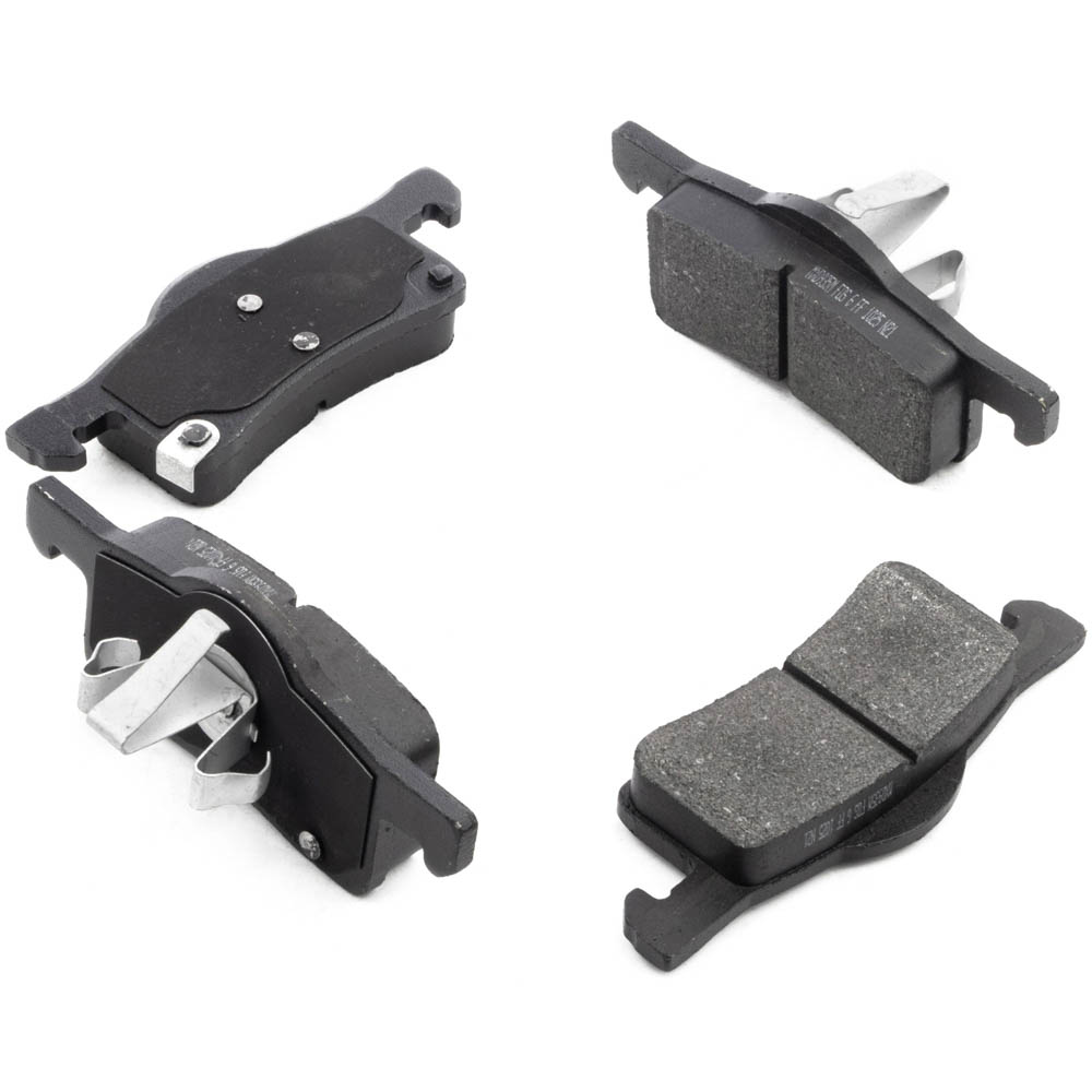 2004 Ford Expedition Brake Pad Set