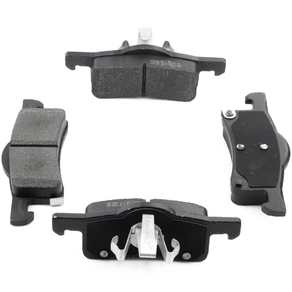 2004 Ford Expedition Brake Pad Set