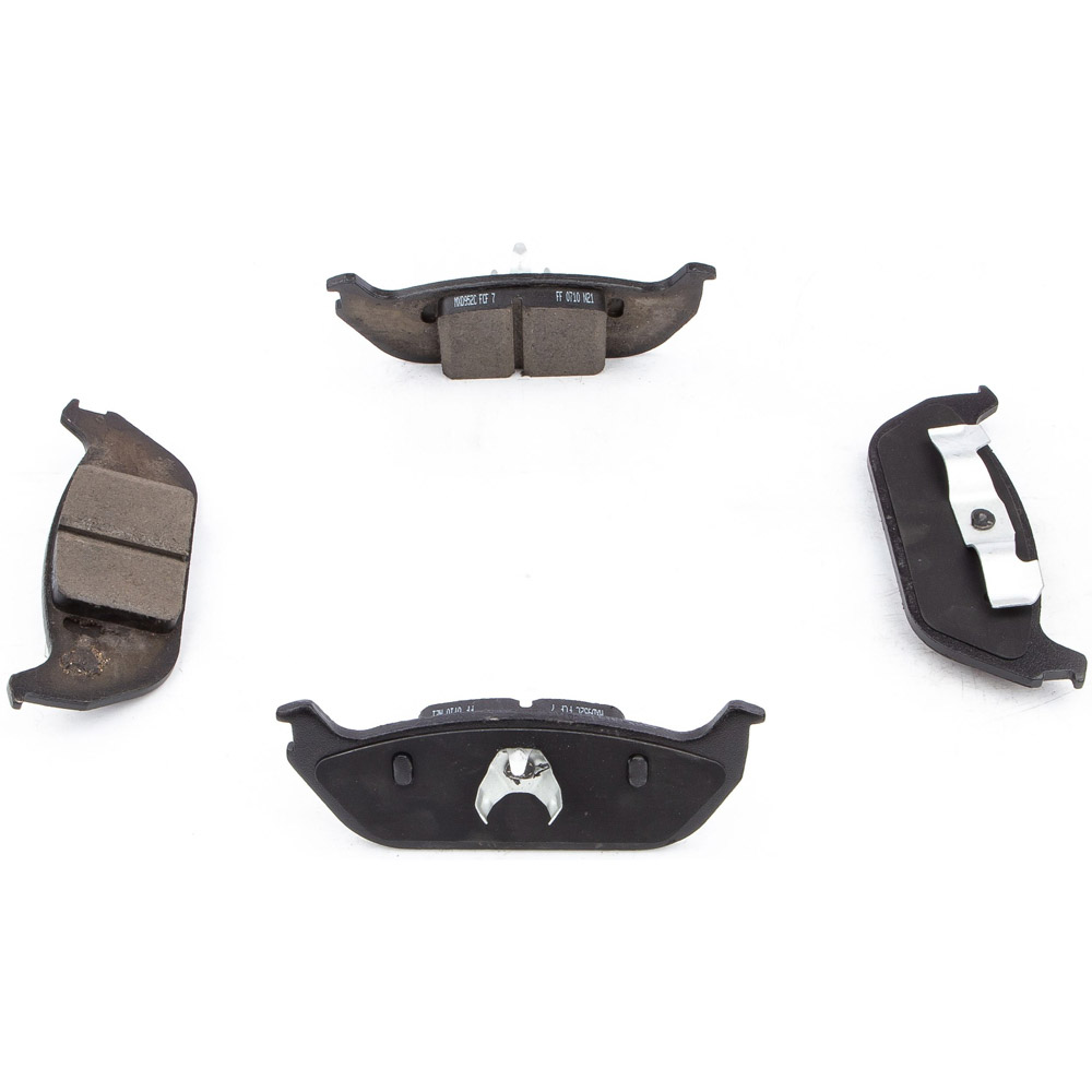 2003 Lincoln Aviator Brake Pad Set