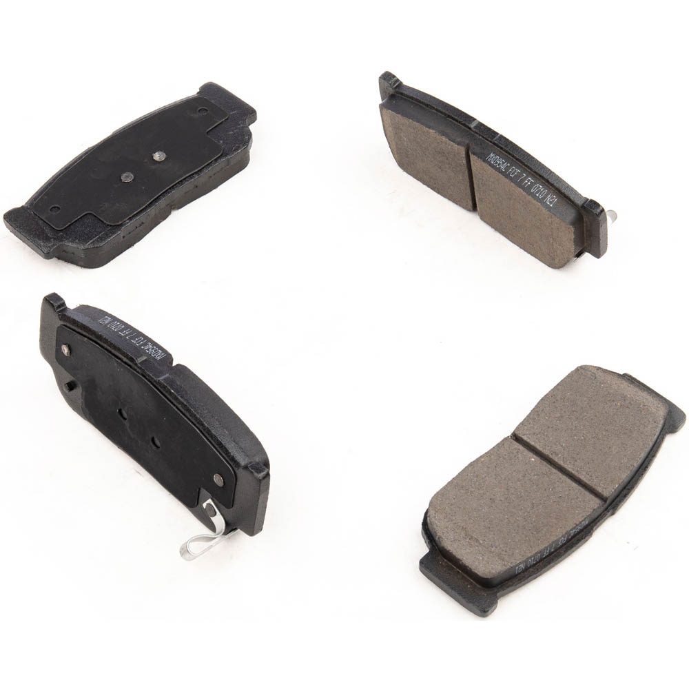 2003 Kia Sorento Brake Pad Set
