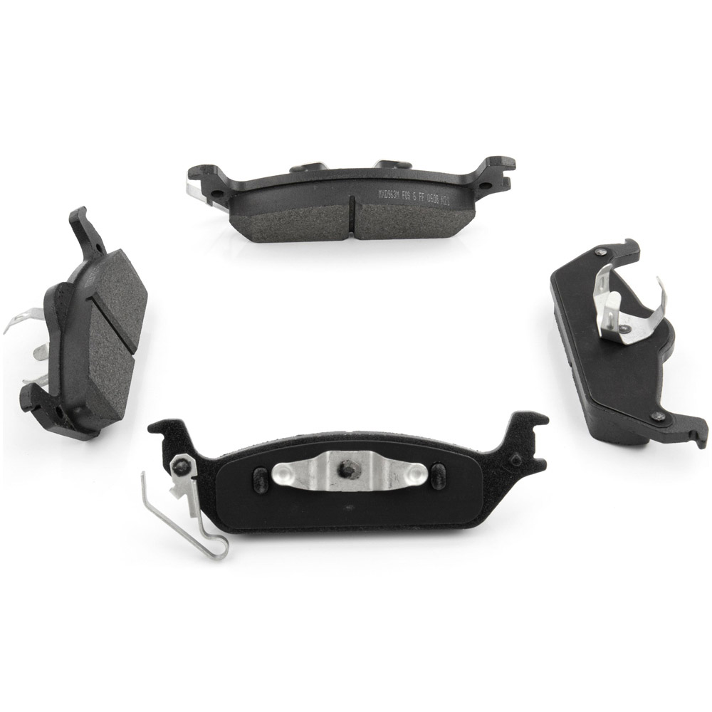 2004 Dodge Dakota Brake Pad Set