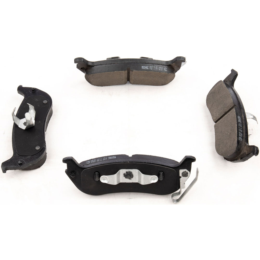 2007 Chrysler Pacifica Brake Pad Set