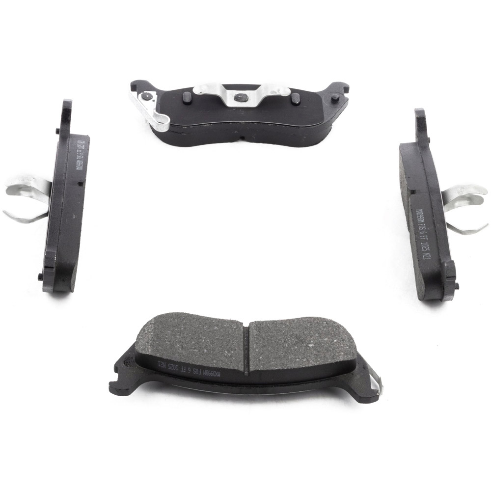 2007 Chrysler Pacifica Brake Pad Set